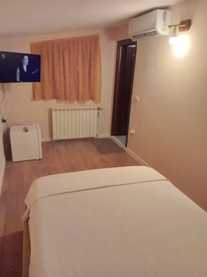 Drini Hotel Rrashbull