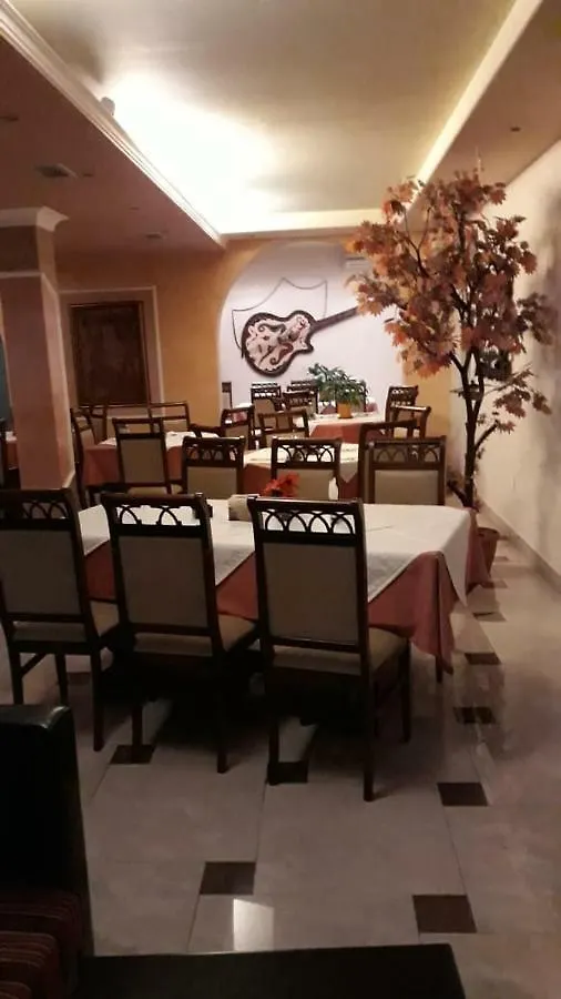 Drini Hotel Rrashbull