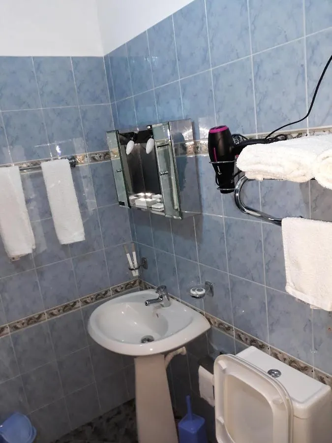 Drini Hotel Rrashbull Albania